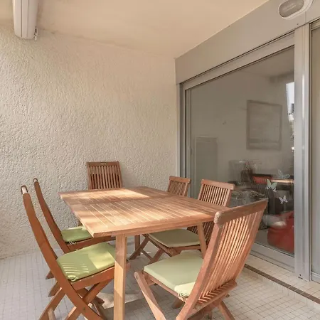 Daire A 260m De La Plage, Bel Pour 4