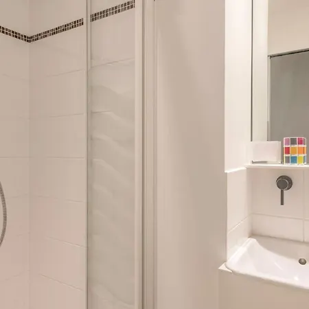 아파트 A 260m De La Plage, Bel Pour 4 *